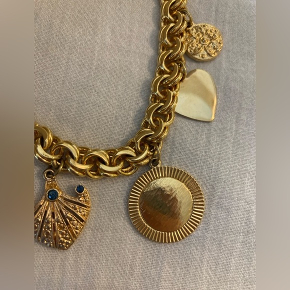 JBK Jacqueline Kennedy Charm Bracelet - Picture 4 of 16